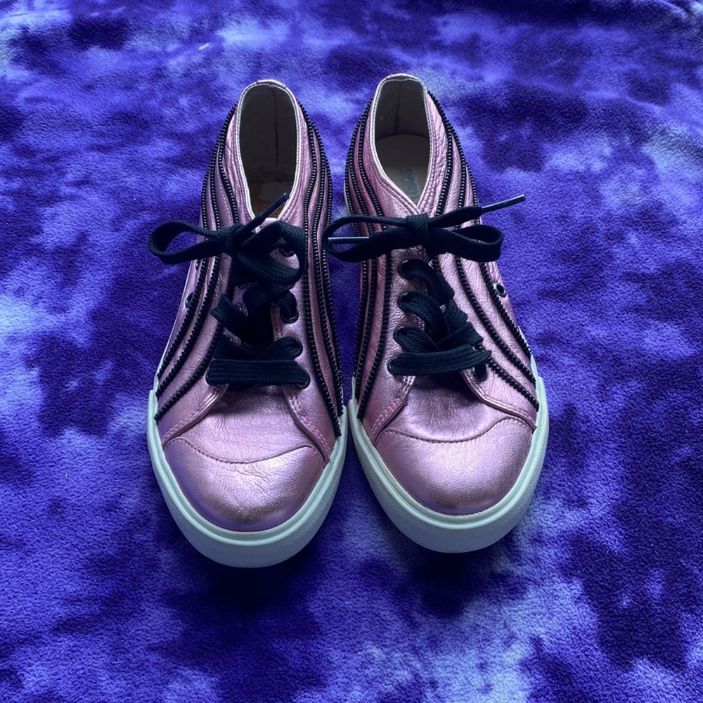 Robin Jeans Champagne Pink Metalic Zipper shoes
